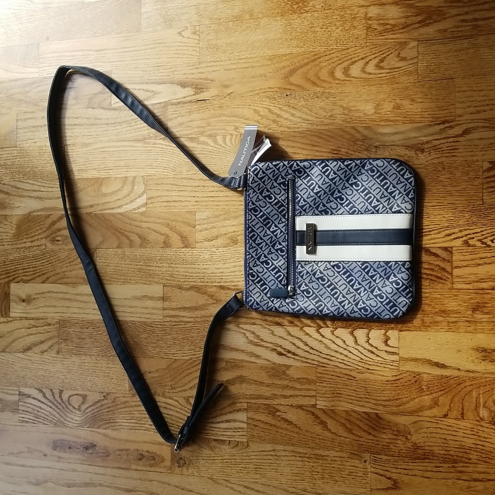 NWT Nautica Crossbody Nautical Logo Versatile Travel Functional Lightweight